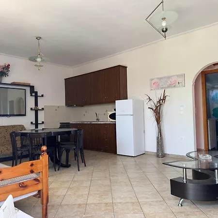 Panos' - 50m Above The Sea Daire *