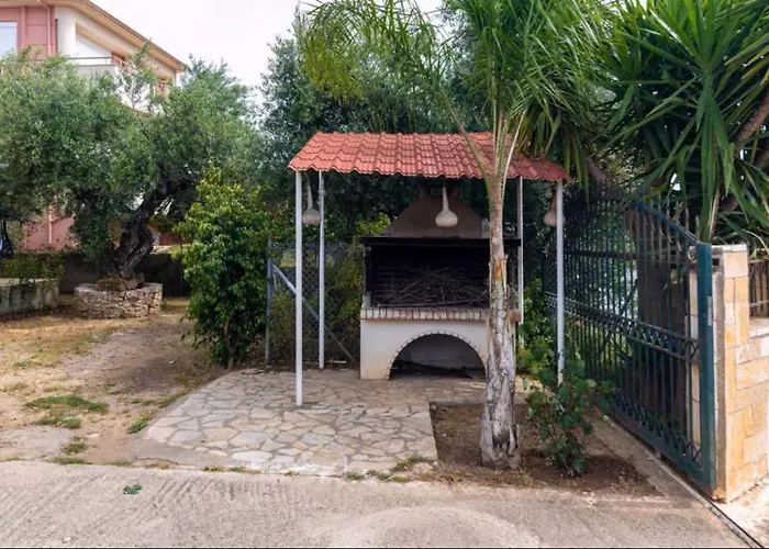 Daire Panos' - 50m Above The Sea Chranoi