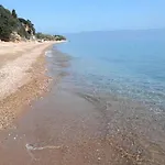Apartman Panos' - 50m Above The Sea *