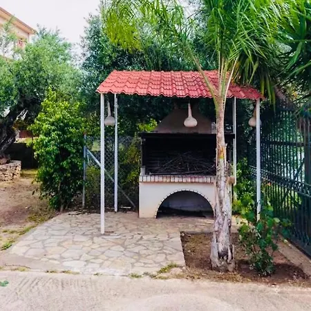 Panos' - 50m Above The Sea Apartment Chrani