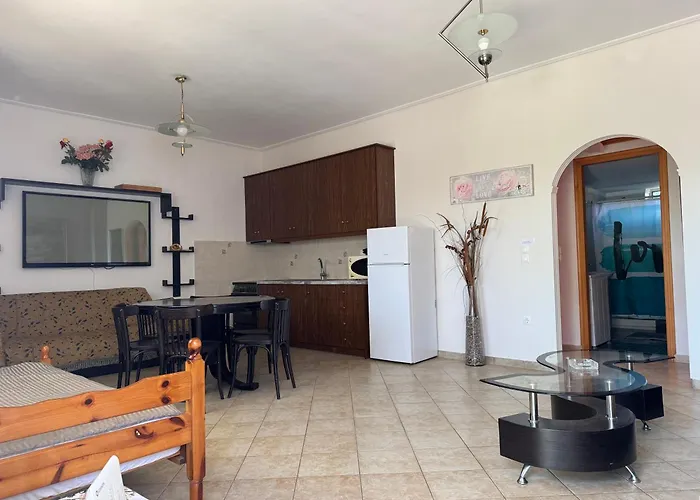 Panos' - 50m Above The Sea Lägenhet *